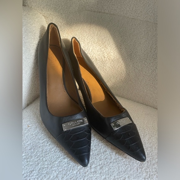Coach Black Leather Heels with Silver plate size 8 NWOT - Picture 3 of 7